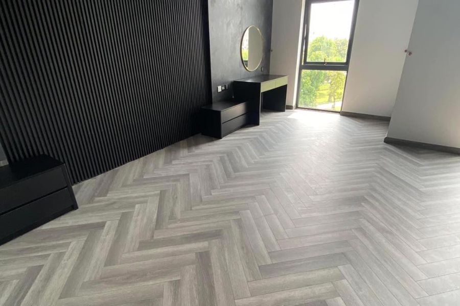 So Sánh Sàn Gỗ Đức Và Sàn Gỗ Malaysia: Nên Dùng Loại Nào?