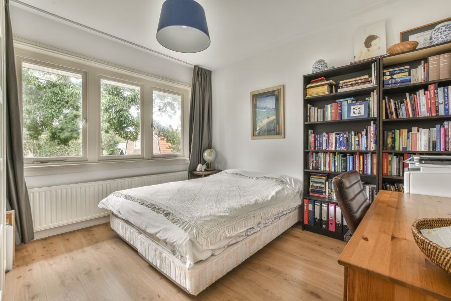 Lát Sàn Gỗ Công Nghiệp Phòng Ngủ Sao Cho Khéo